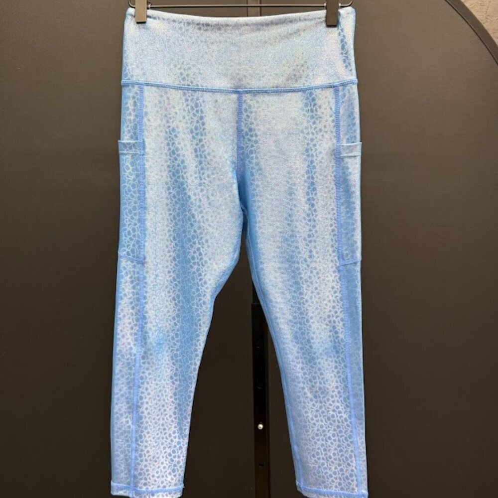 Zyia Active Blue Mermaid Light N Tight Pocket Capri Leggings